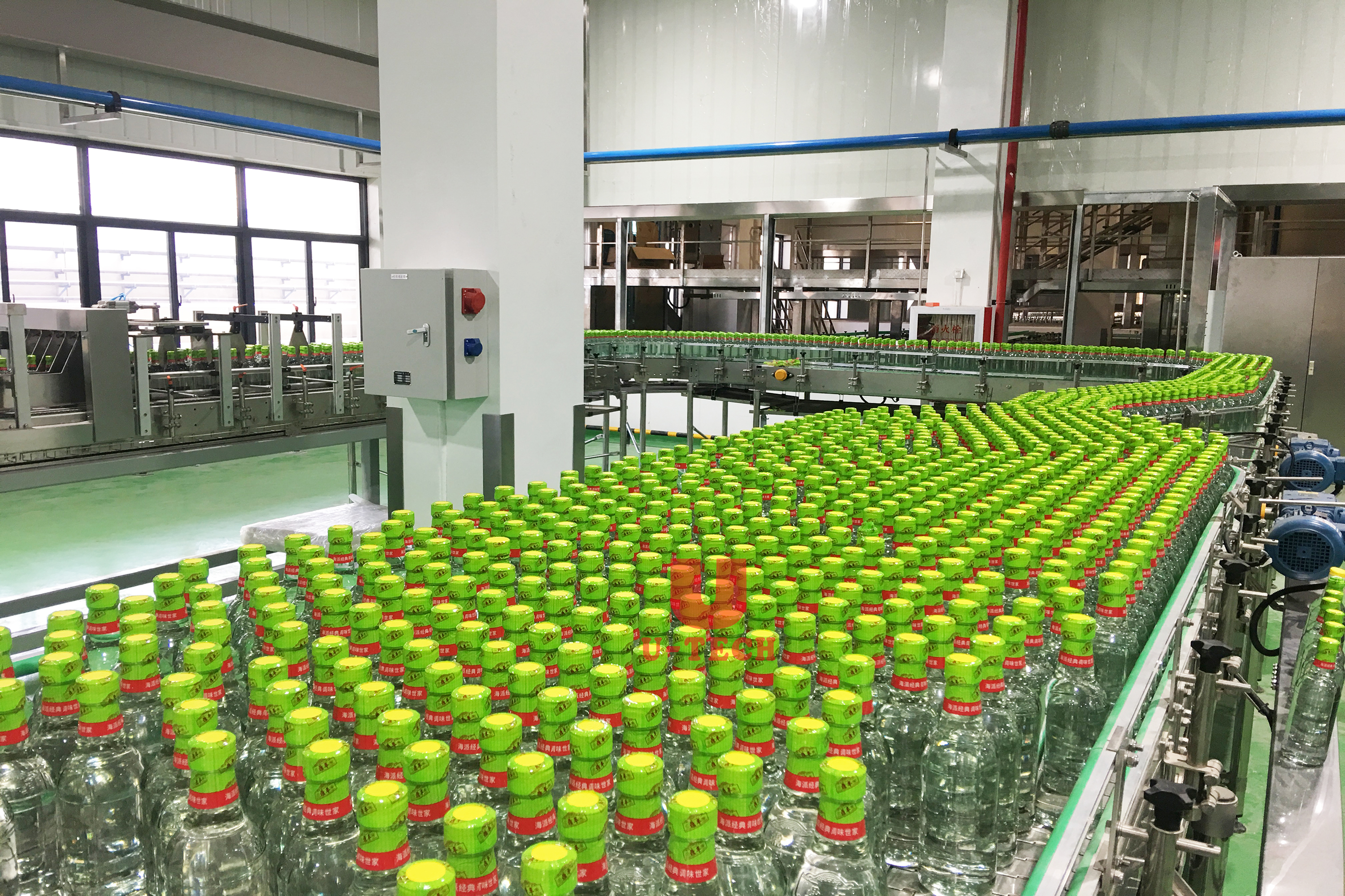 3000 - 5000BPH Automatic Glass Bottle Alcoholic Beverage Soft Drink Wine Filling Bottling Machine Production Line Plant 