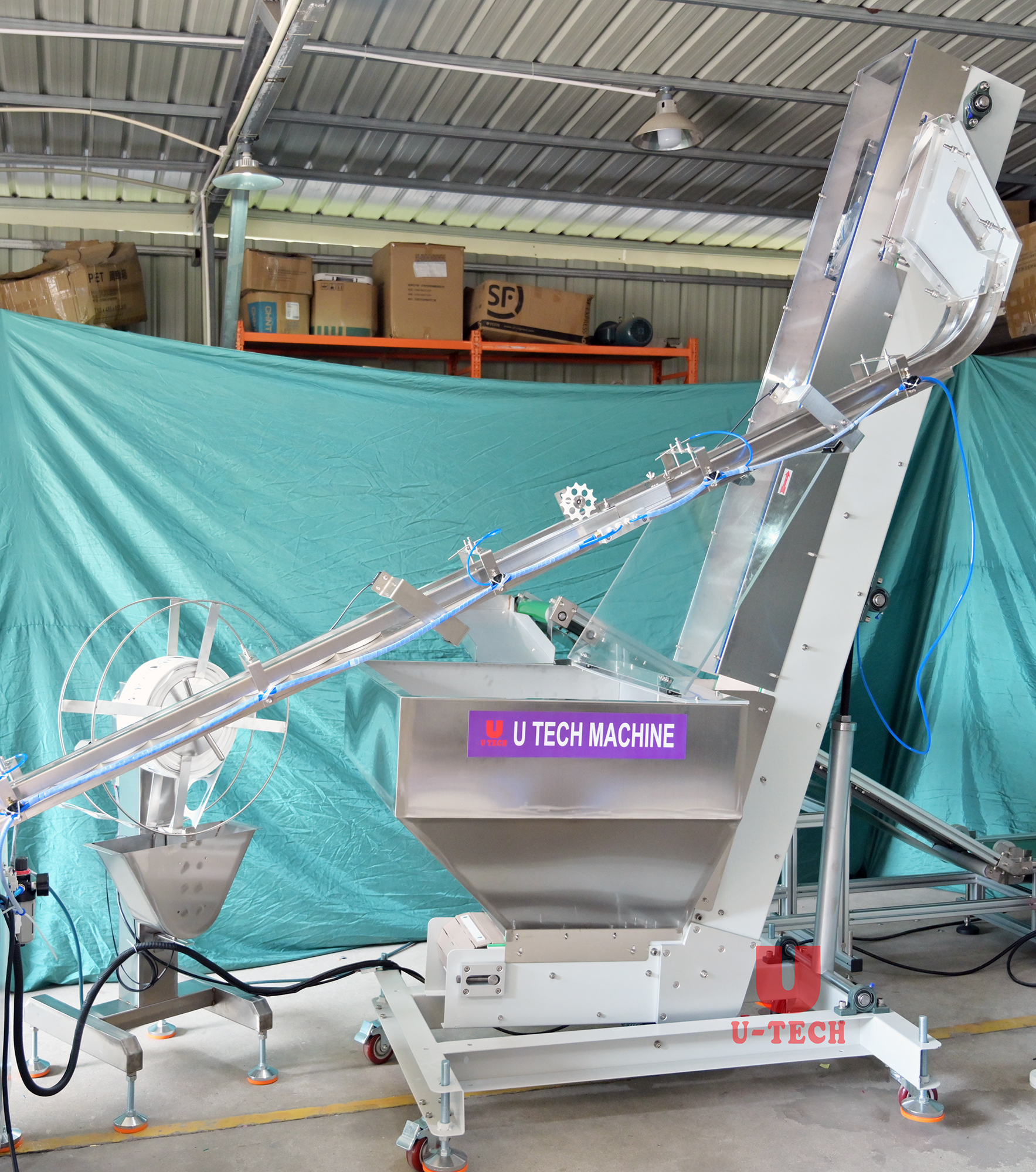 High Speed Automatic Linear One Step Cap Gasket Cutting Wedding Lining Machine